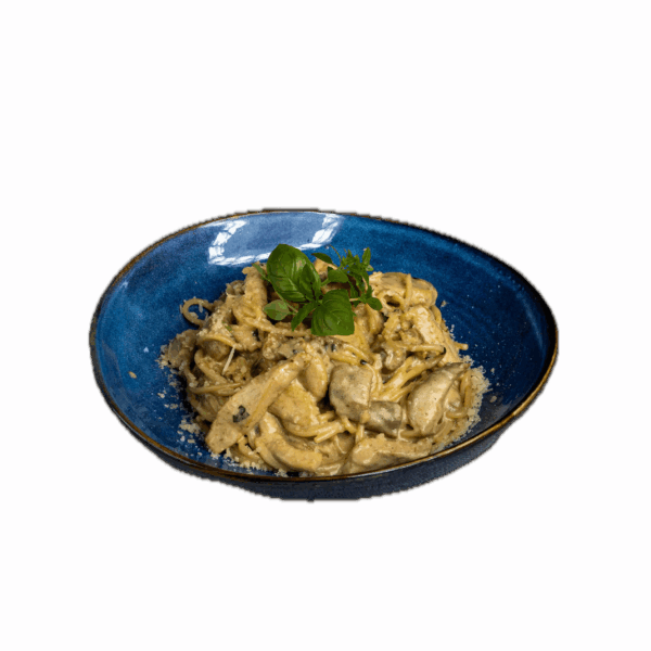 Spaghetti z kurczakiem i borowikami w sosie